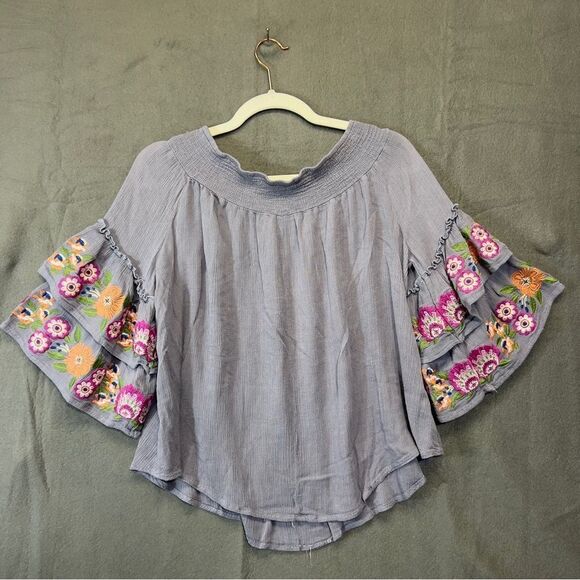 Medium umgee Embroidery Round Neck Top - Picture 1 of 11